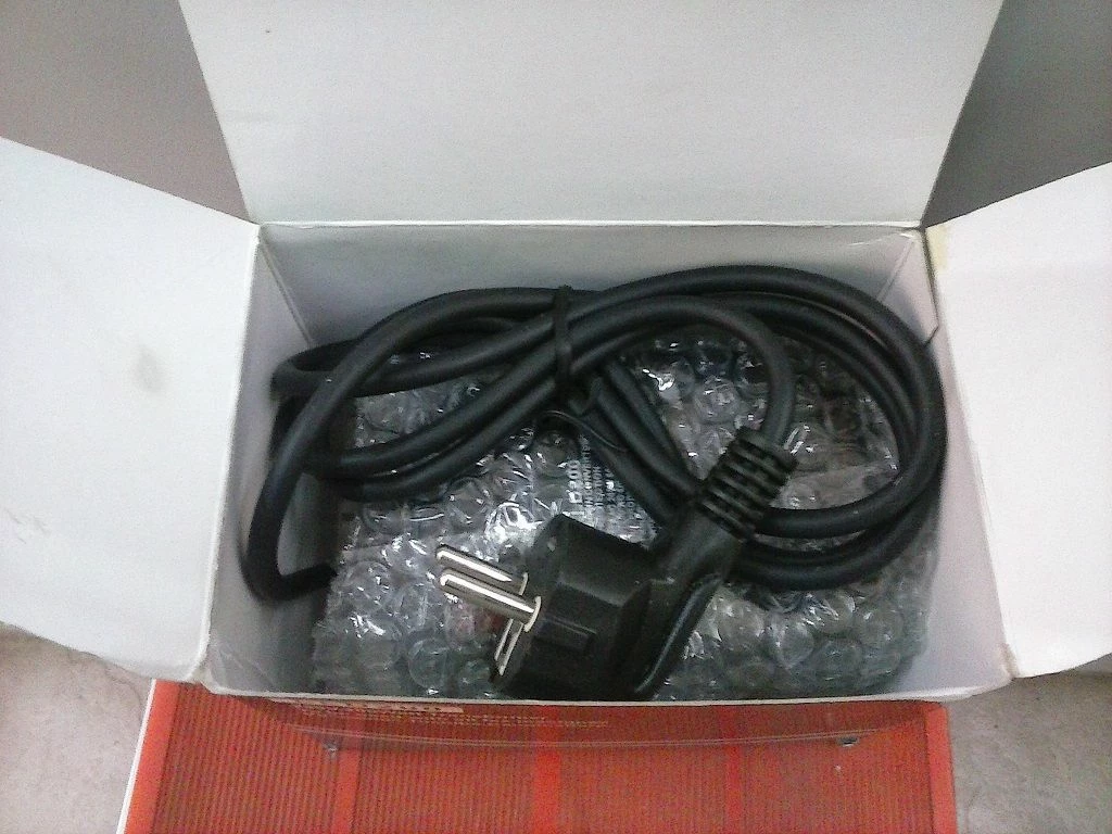 Vendora Μετατροπέας (converter) από 220V σε 110V (μέχρι 200W) (ΠΩΛΗΣΗ) 2 Vendora Μετατροπέας (converter) από 220V σε 110V (μέχρι 200W) (ΠΩΛΗΣΗ) - Image 2