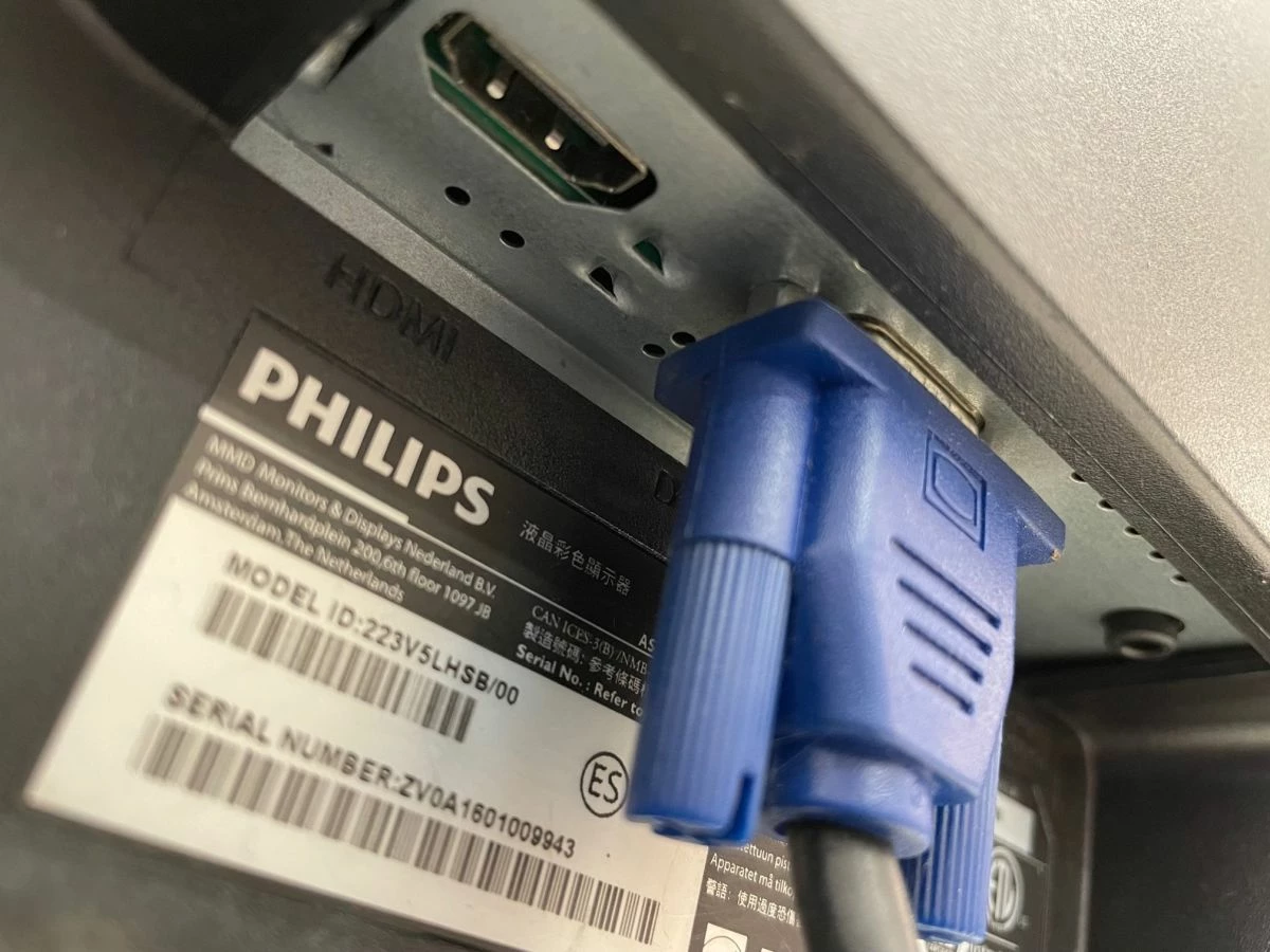 Vendora ΟΘΟΝΗ μάρκας PHILIPS LCD MONITOR 223V5 V-line 22'' Led HDMI σε άριστη κατάσταση, μαζί 2 καλώδια, για σύνδεση στον υπολογιστή & ένα τροφοδοτικό. 3 Vendora ΟΘΟΝΗ μάρκας PHILIPS LCD MONITOR 223V5 V-line 22'' Led HDMI σε άριστη κατάσταση, μαζί 2 καλώδια, για σύνδεση στον υπολογιστή & ένα τροφοδοτικό. - Image 3