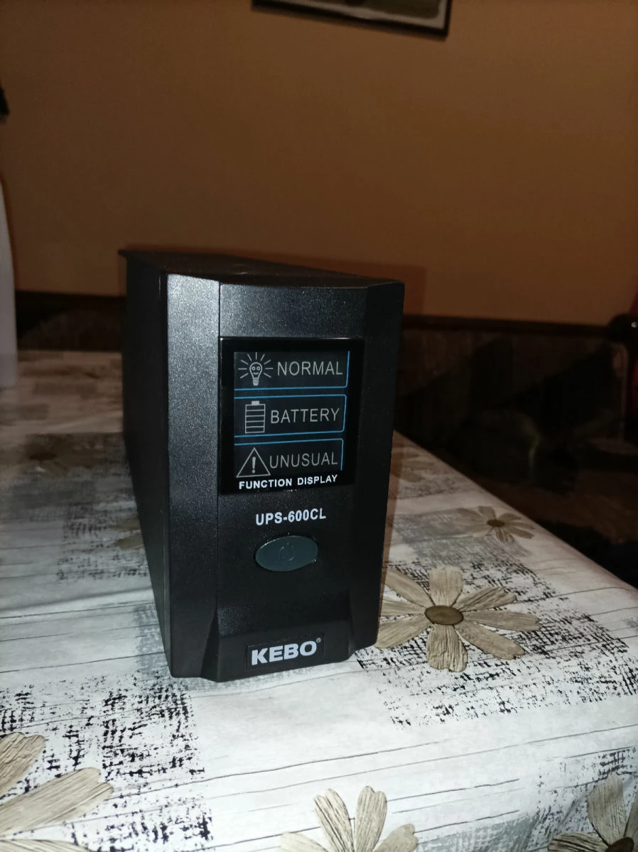 Vendora Ups σε άριστη κατάσταση. 1 Vendora Ups σε άριστη κατάσταση.