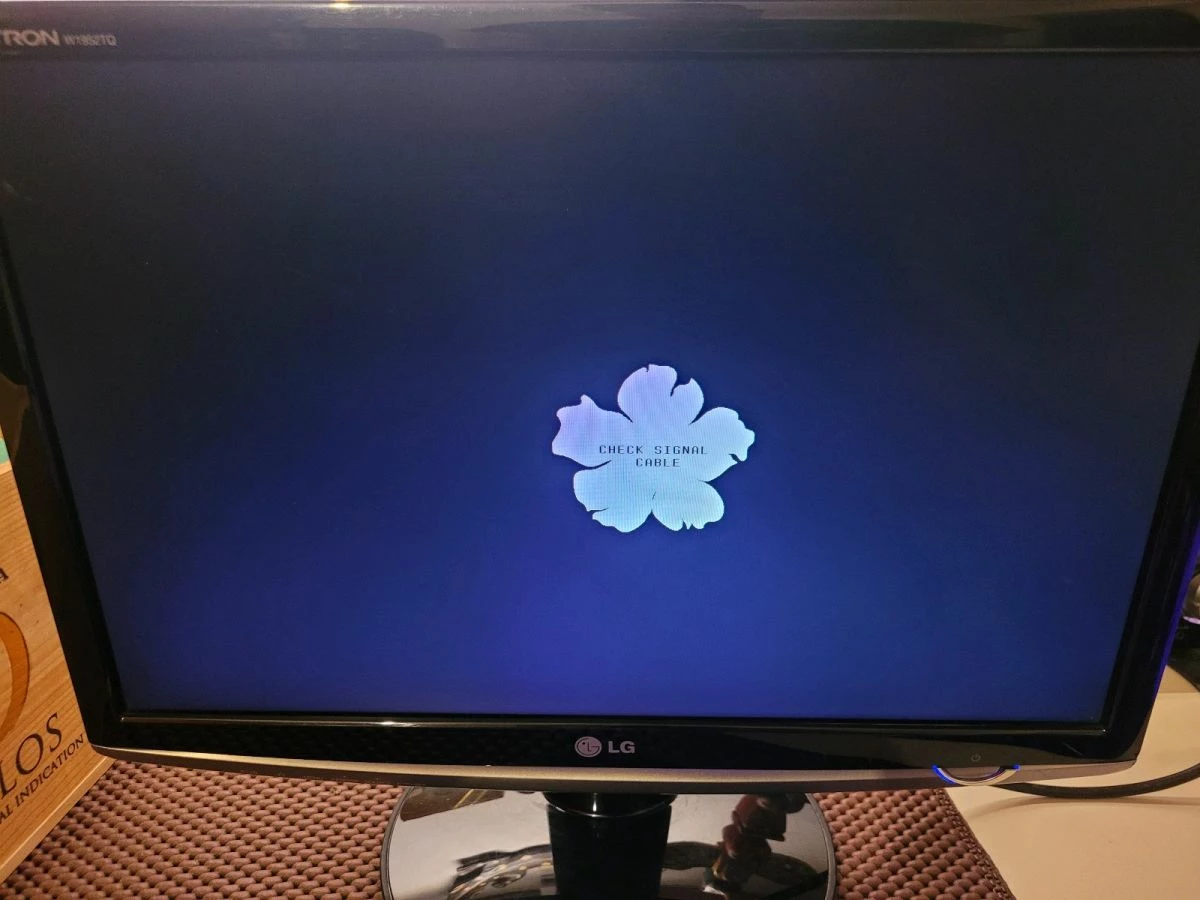 Vendora Lg Flatron 19" W1952TQ 1 Vendora Lg Flatron 19" W1952TQ