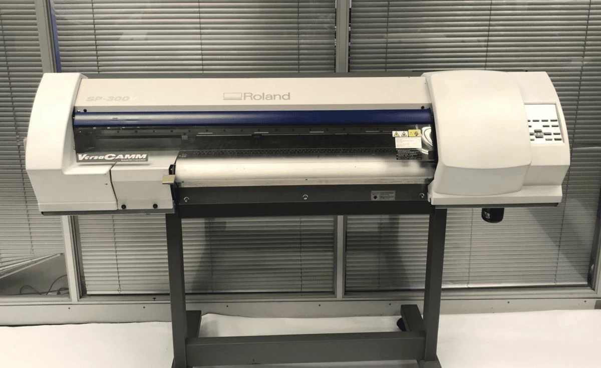 Vendora Roland SP-300V Print & Cut 1 Vendora Roland SP-300V Print & Cut