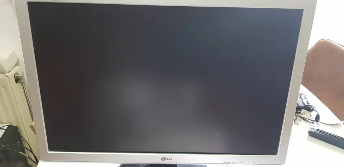 Vendora LG FLATRON 2242S-SF 3 Vendora LG FLATRON 2242S-SF - Image 3