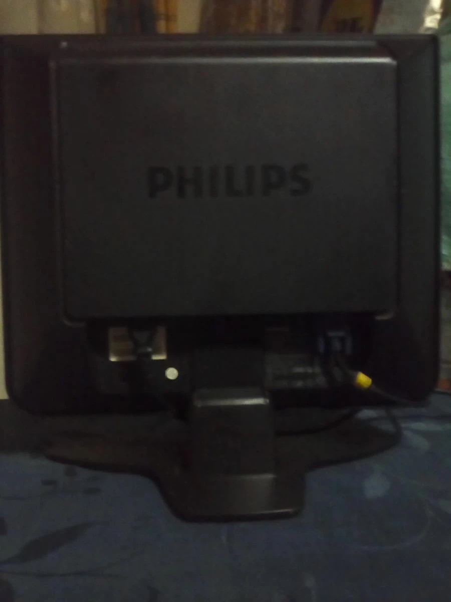 Vendora LCD οθονη υπολογηστης PHILIPS 17 ιντσων δωρο πληκτρολογιο και ρουτερ στην πολυ χαμηλη συμβολικη τιμη 25 ευρω 3 Vendora LCD οθονη υπολογηστης PHILIPS 17 ιντσων δωρο πληκτρολογιο και ρουτερ στην πολυ χαμηλη συμβολικη τιμη 25 ευρω - Image 3