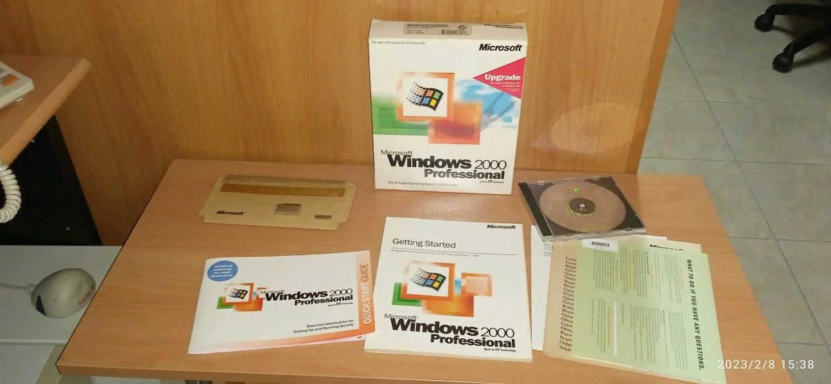 Vendora Windows 2000 Pro Boxed 1 Vendora Windows 2000 Pro Boxed