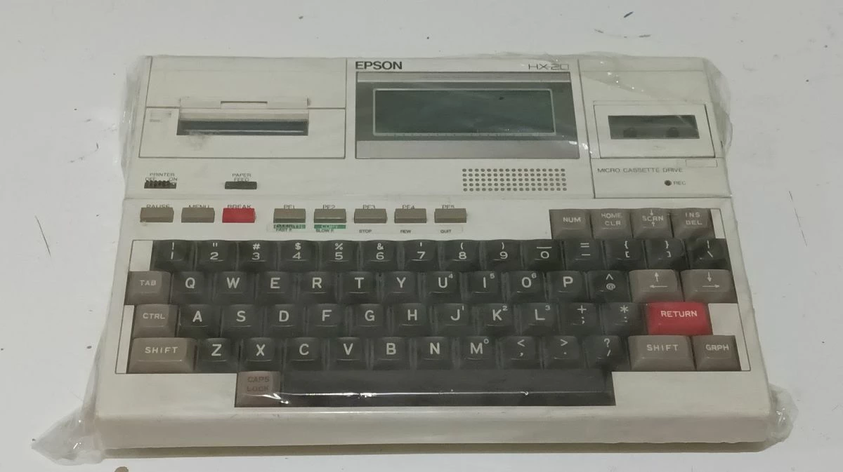 Vendora Vintage Portable Computer - EPSON HX-20 - 1982 2 Vendora Vintage Portable Computer - EPSON HX-20 - 1982 - Image 2