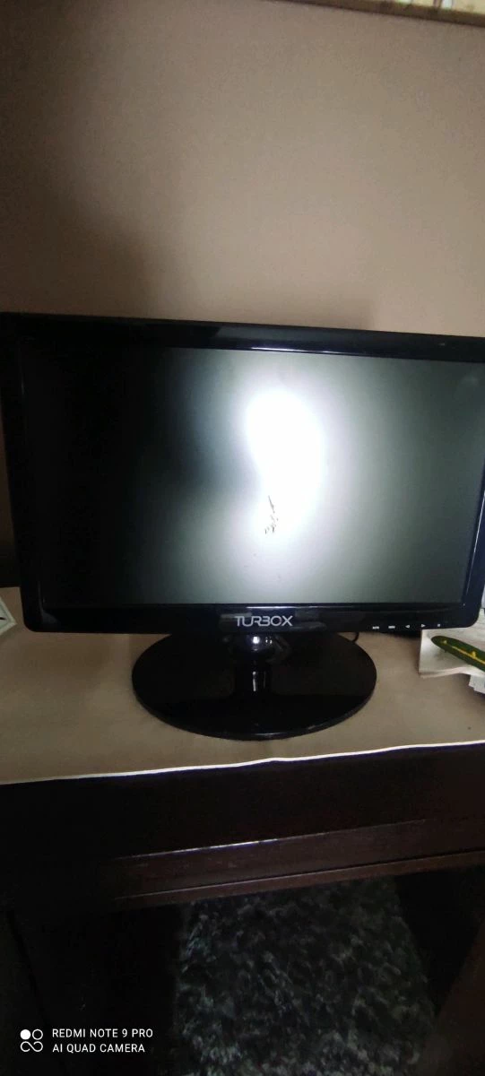 Vendora οθόνη υπολογιστή Turbo X 1 Vendora οθόνη υπολογιστή Turbo X