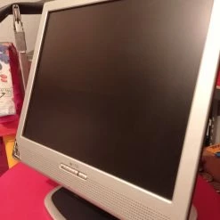 Vendora οθόνη ηλεκτρονικού υπολογιστή Hp 17'' ιντσες με ηχεία. -Vendora κατάστημα 5d1dc19bdf7bf991c73934141f114df41608d04e xl