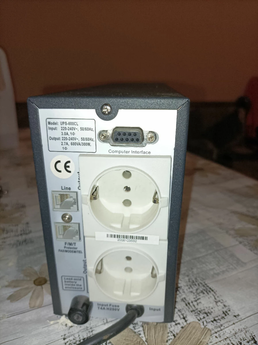 Vendora Ups σε άριστη κατάσταση. 2 Vendora Ups σε άριστη κατάσταση. - Image 2