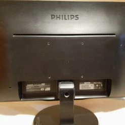 Vendora Οθόνη LED Philips 7 Vendora Οθόνη LED Philips -Vendora κατάστημα 787b73a14281ba086ee3f96d8733473f88878f39 xl