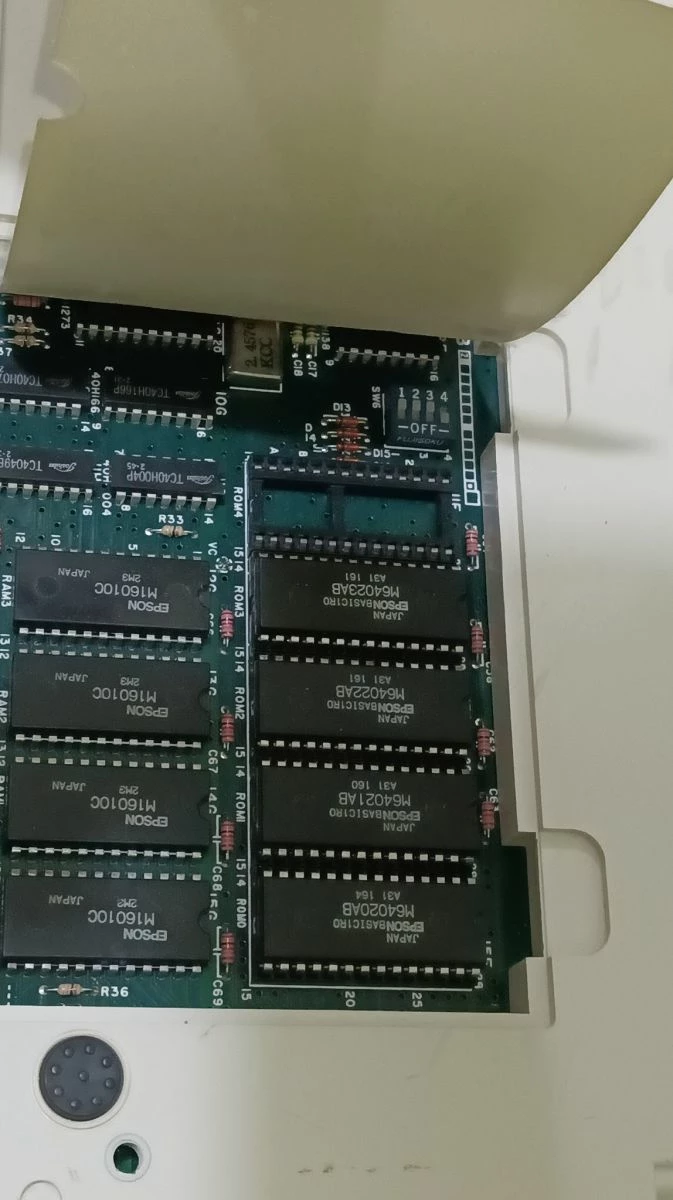 Vendora Vintage Portable Computer - EPSON HX-20 - 1982 6 Vendora Vintage Portable Computer - EPSON HX-20 - 1982 - Image 6