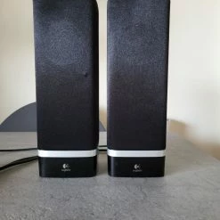 Vendora Logitech Set ασύρματα πληκτρολόγιο-ποντίκι και Usb ηχεία -Vendora κατάστημα 94279c54b62cb15660b3db58c92f63ea500eb0a0 xl