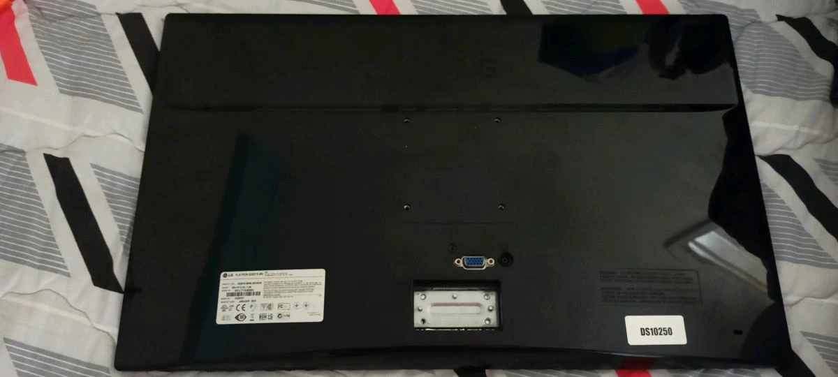 Vendora LG Flatron E2251S- BN Οθόνη σε άριστη κατάσταση 3 Vendora LG Flatron E2251S- BN Οθόνη σε άριστη κατάσταση - Image 3