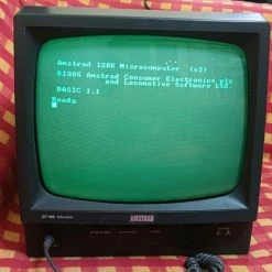 Vendora Amstrad CPC 6128 σε άριστη κατάσταση