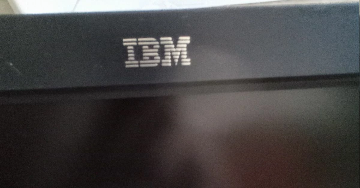 Vendora IBM MONITOR 15' INCH BN68-00252A-01 RARE 2 Vendora IBM MONITOR 15' INCH BN68-00252A-01 RARE - Image 2