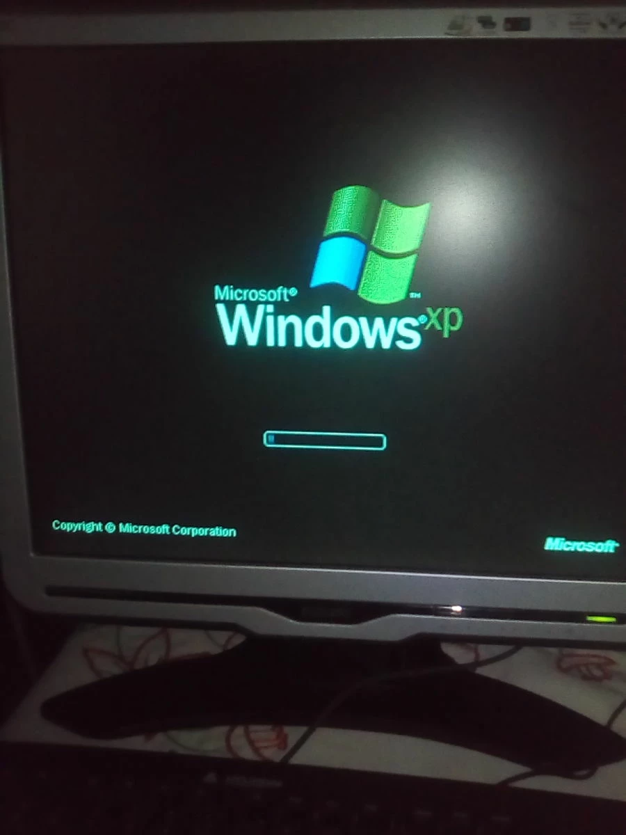 Vendora LCD οθονη υπολογηστης PHILIPS 17 ιντσων δωρο πληκτρολογιο και ρουτερ στην πολυ χαμηλη συμβολικη τιμη 25 ευρω 1 Vendora LCD οθονη υπολογηστης PHILIPS 17 ιντσων δωρο πληκτρολογιο και ρουτερ στην πολυ χαμηλη συμβολικη τιμη 25 ευρω